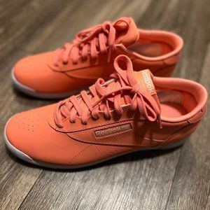 NEW!!! Never worn!! Coral Reebok Women's F/S Lo Athletic Shoe, Size 8.5